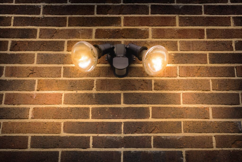 iStock 815433542 | How Outdoor Lighting Can Improve Your Home's Security | 360kc